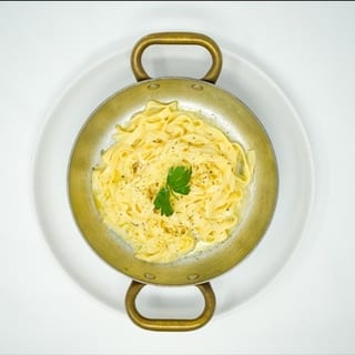 Fettuccine Alfredo